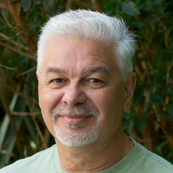 Matiu Baker (NgÄti Toa Rangatira, Te Ä€ti Awa, NgÄti Raukawa, NgÄti Whakaue)